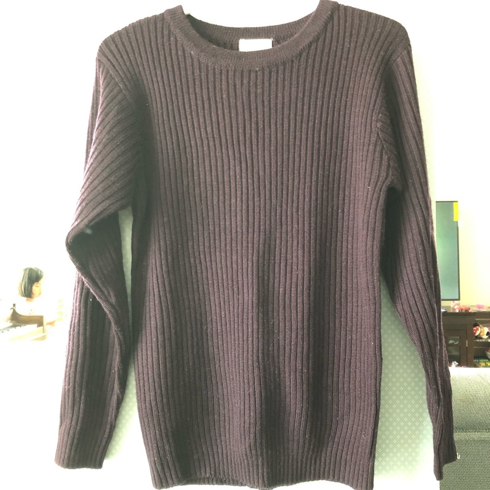 Sweater - Picture 2 of 6